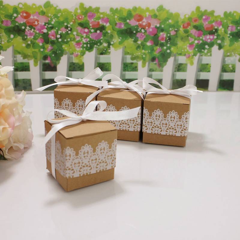 White Lace Gift Box